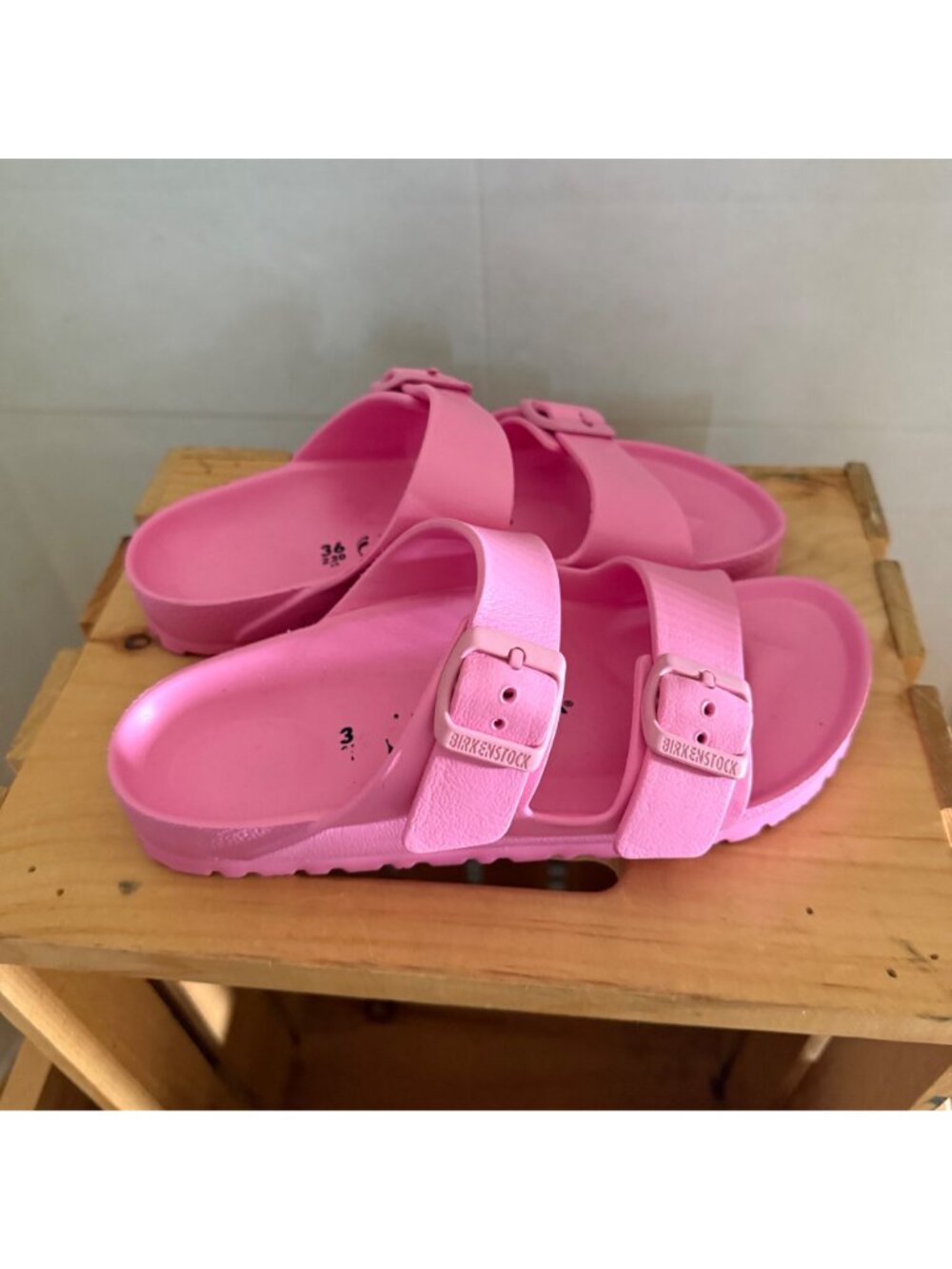Birkenstock Womens Size 36 US 5-5.5 Pink Arizona EVA Waterproof Slide Sandals - Picture 4 of 9